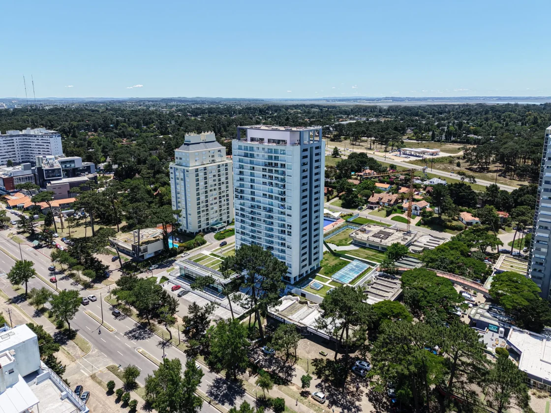Green Life Boulevard